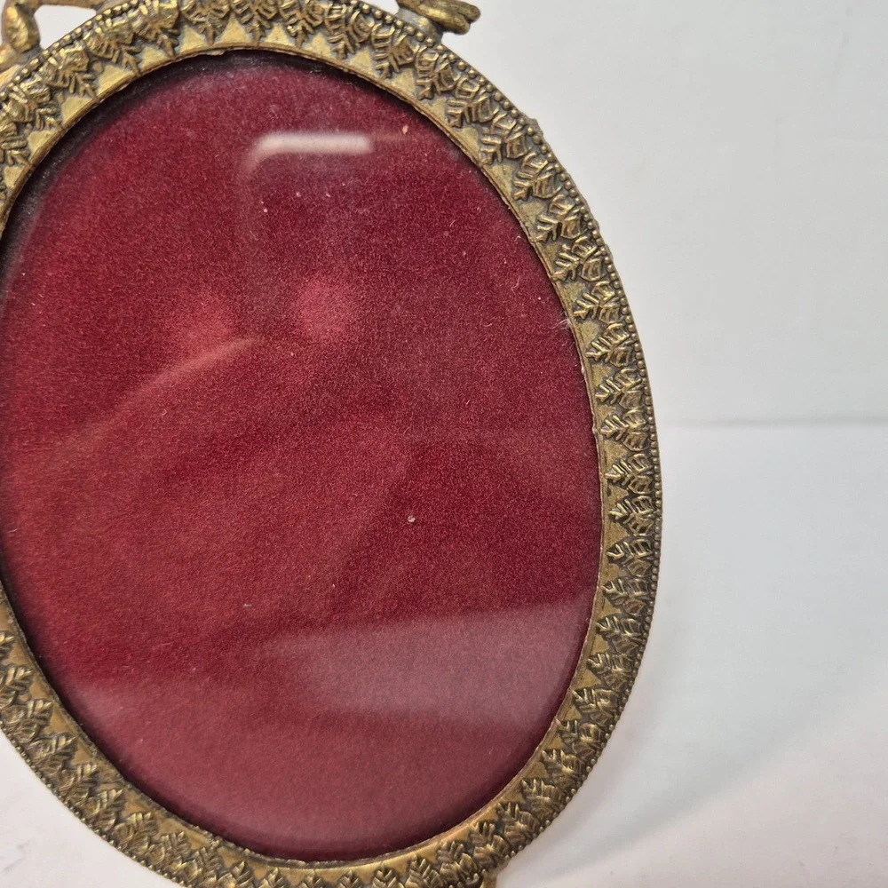 Vintage Italian Brass Oval Picture Frame Ribbon Bow Made in Italy 3.75